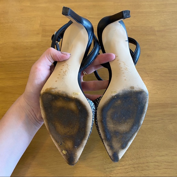 Lord & Taylor 424 Fifth Heels - Picture 6 of 7